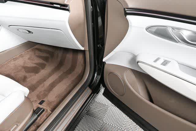 2026 Genesis GV70 2.5T Advanced photo 33