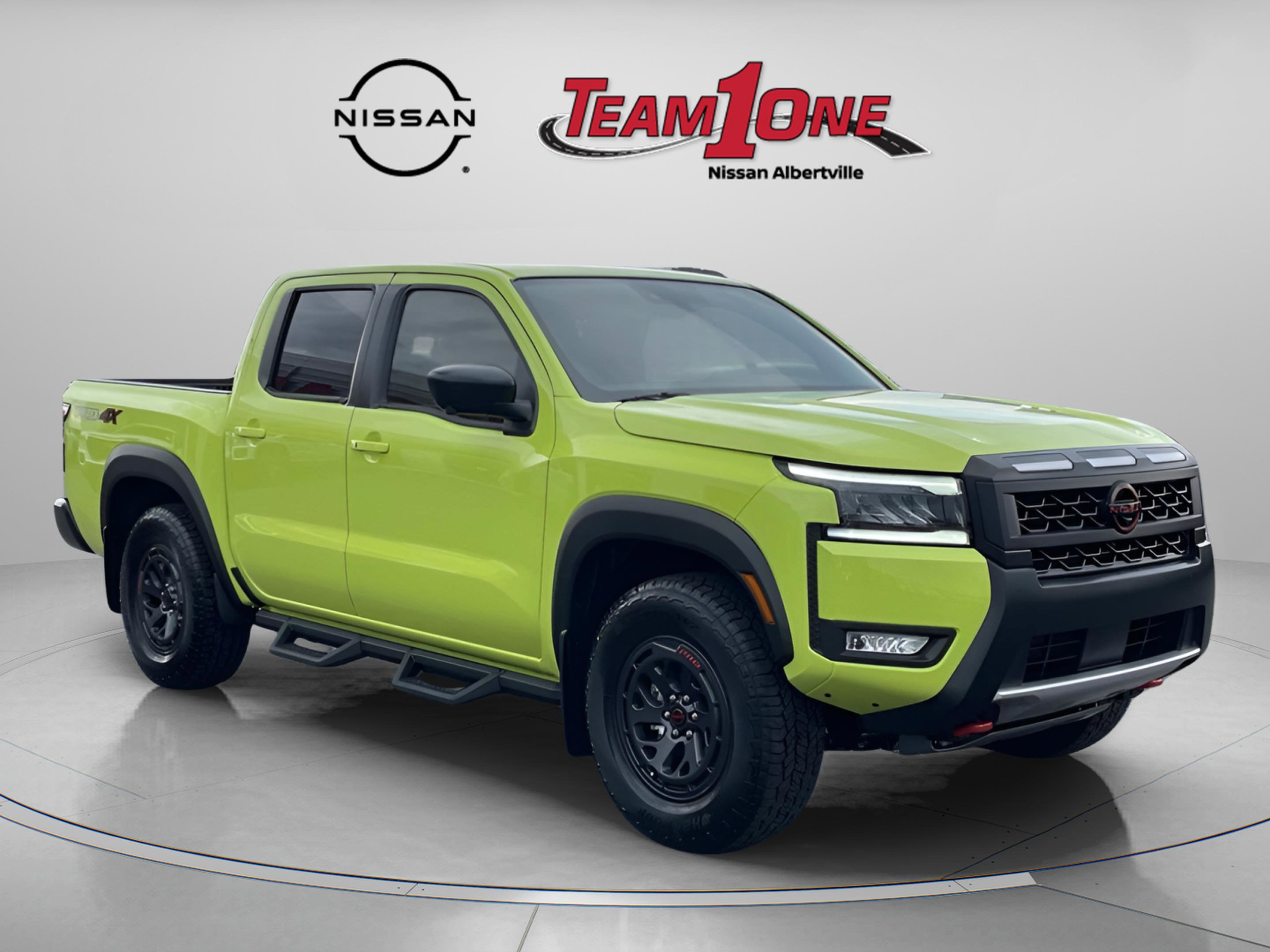 2026 Nissan Frontier PRO-4X's photo