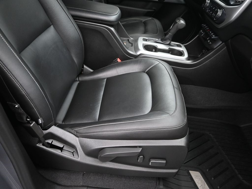 2021 Chevrolet Colorado ZR2 photo 16