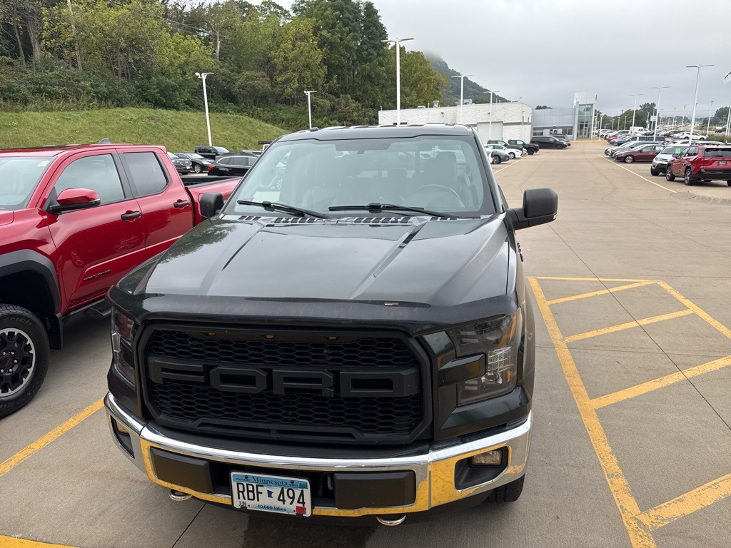 2015 Ford F-150 XLT photo 13
