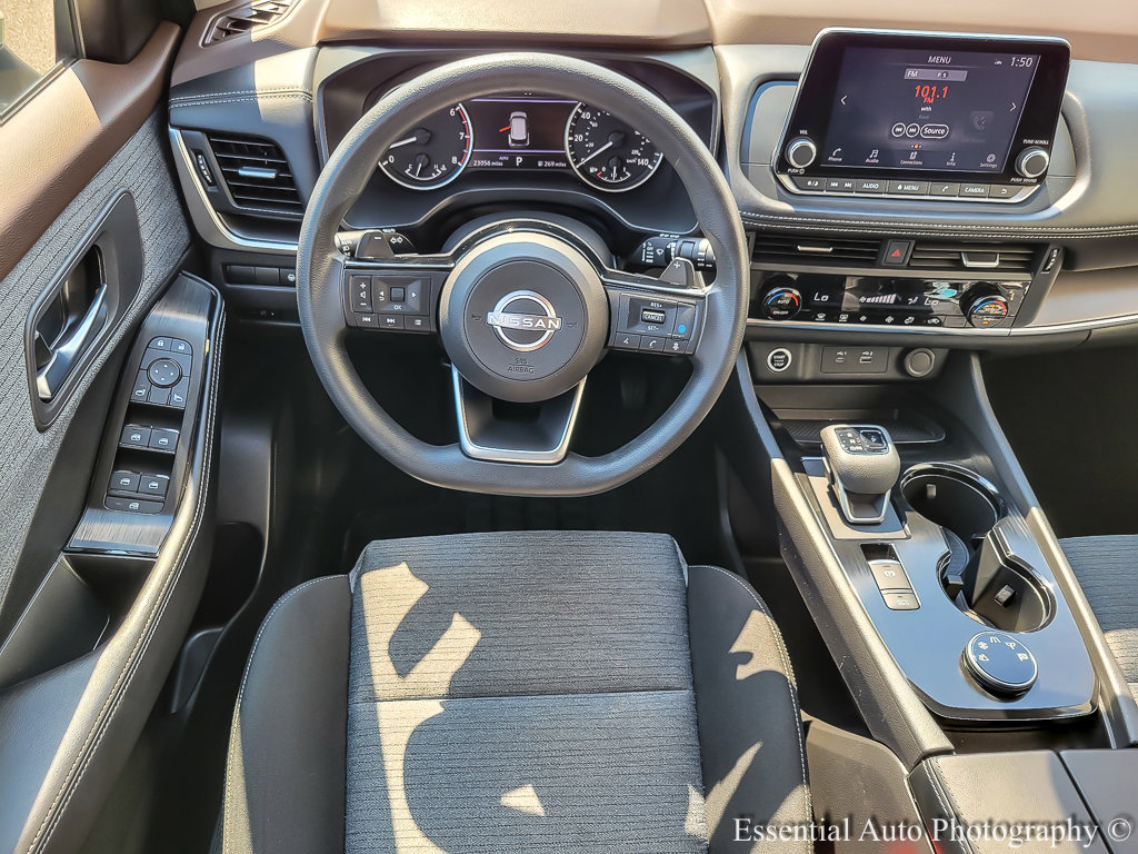 2023 NISSAN ROGUE - Image 10