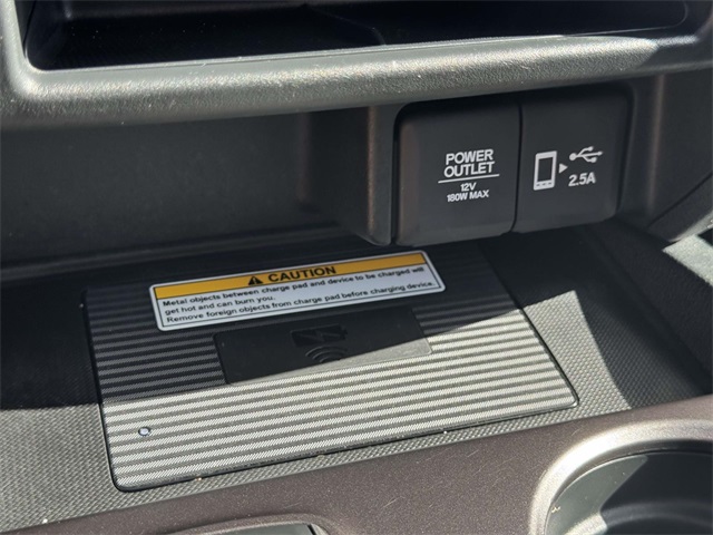 2022 Honda Pilot SE photo 26