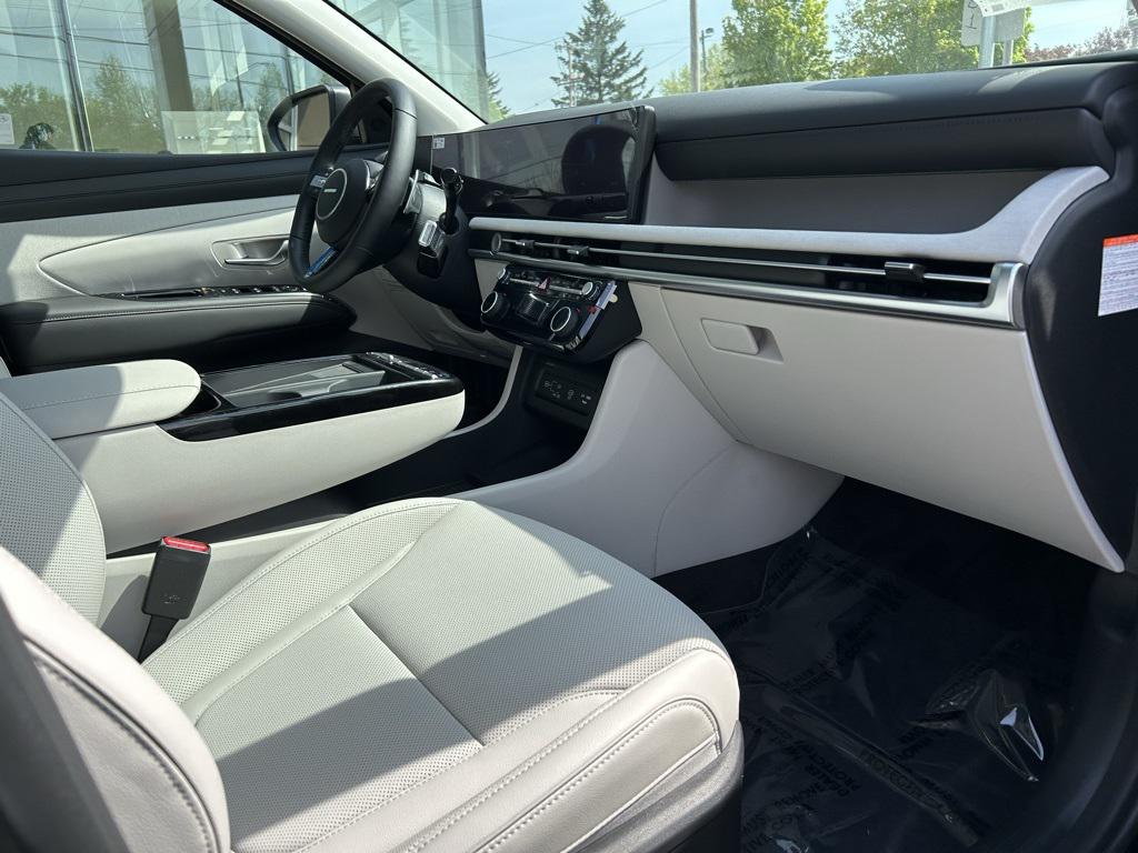 2025 Hyundai Tucson Hybrid Limited photo 28