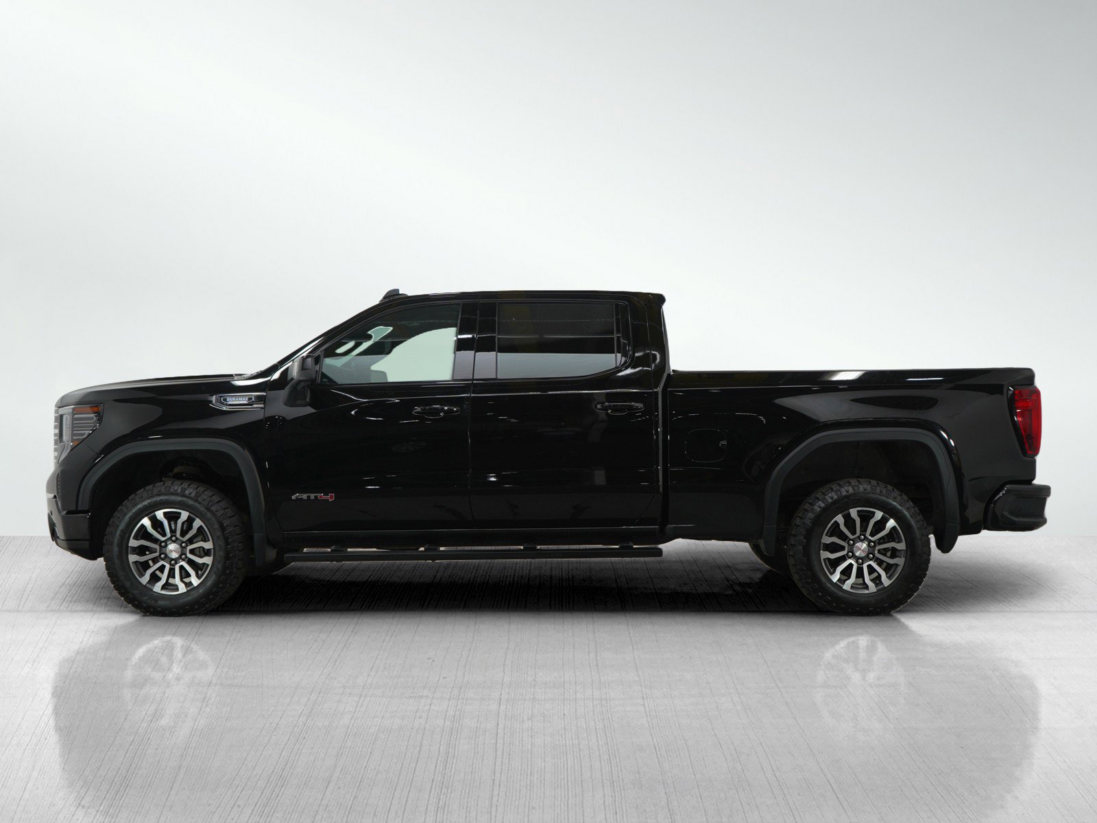 Used 2023 GMC Sierra 1500 AT4 with VIN 3GTUUEE81PG108909 for sale in Bloomington, Minnesota