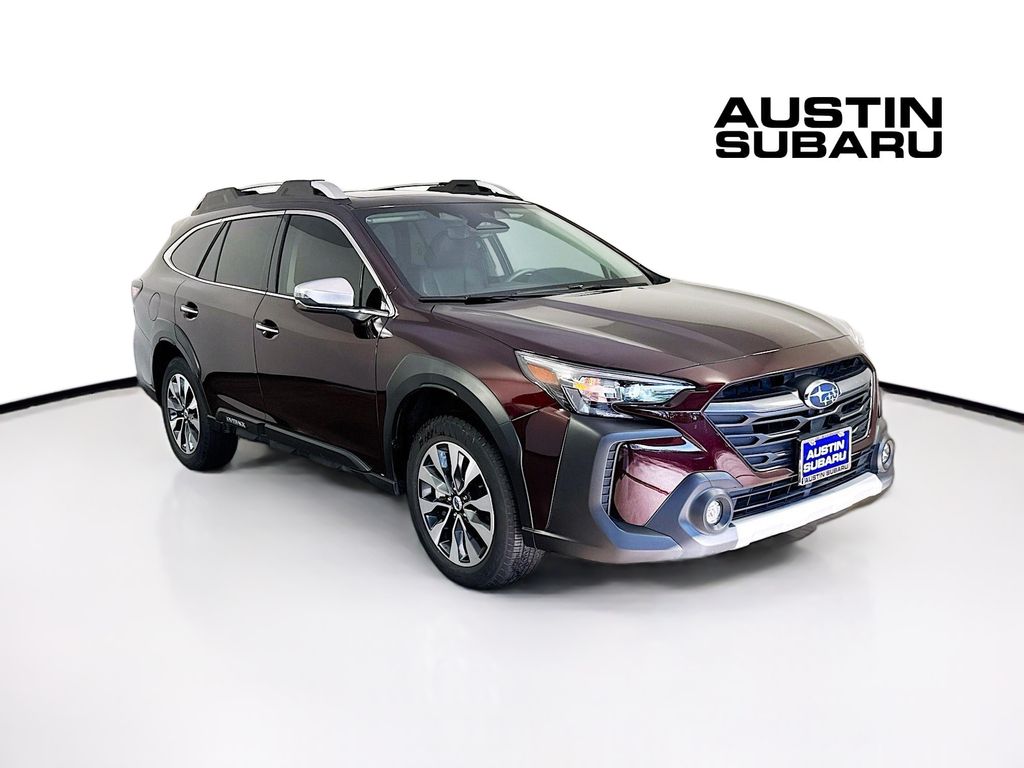 2023 Subaru Outback Touring's photo