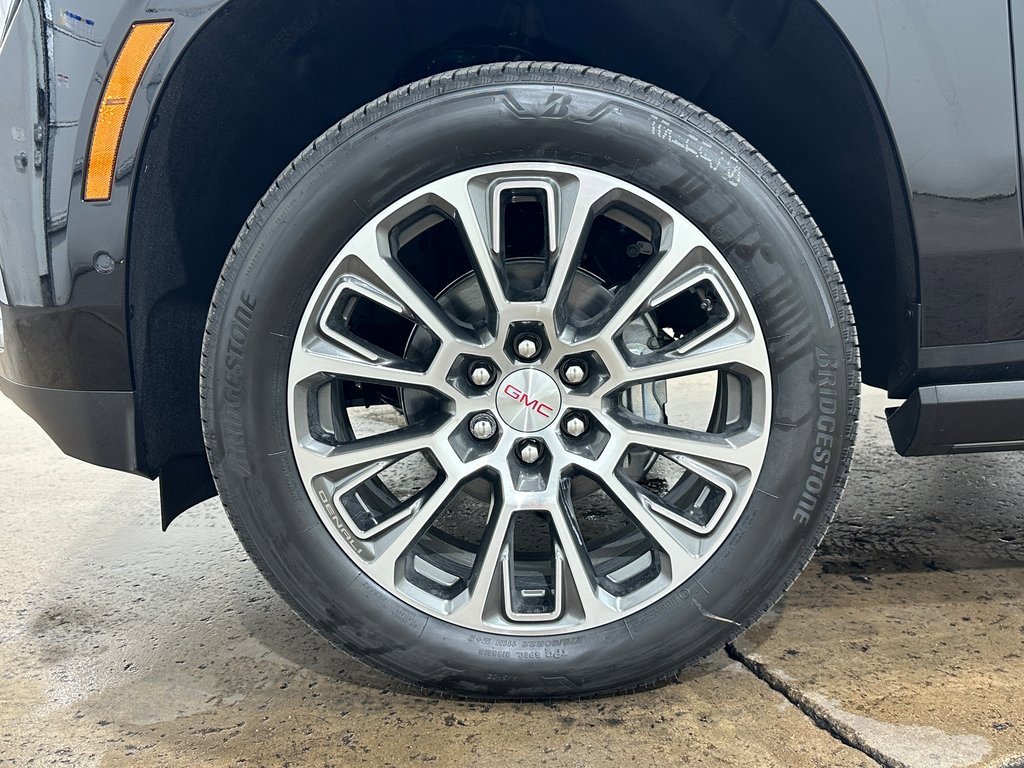 2025 Gmc Yukon Denali photo 11
