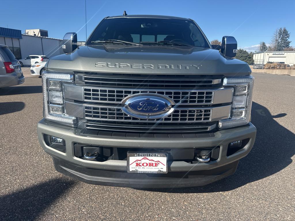 2019 Ford F-250 Platinum photo 3