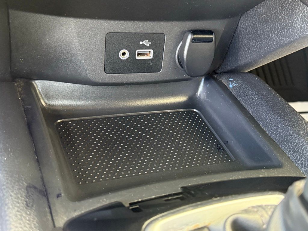 2020 Nissan Rogue SV photo 12