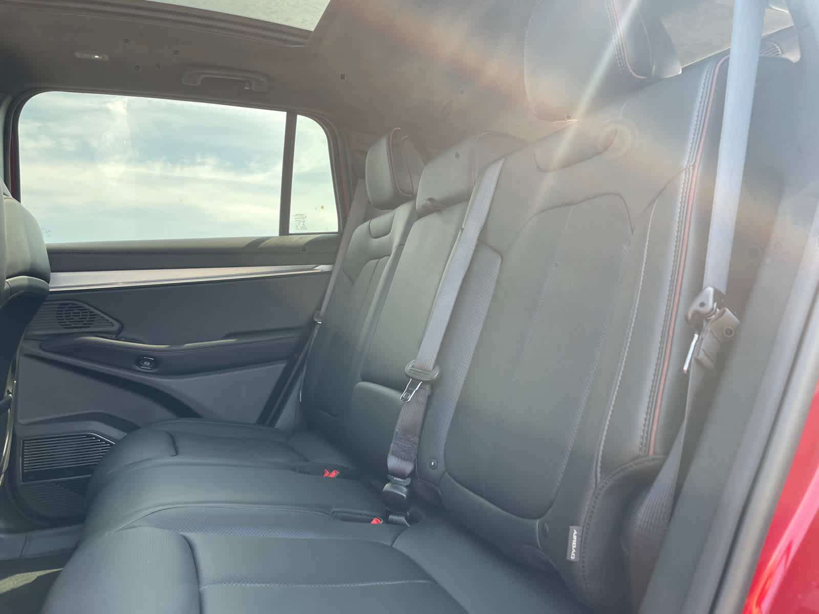 2025 Jeep Wagoneer S Launch Edition photo 11