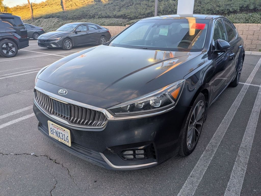 2018 Kia Cadenza Technology