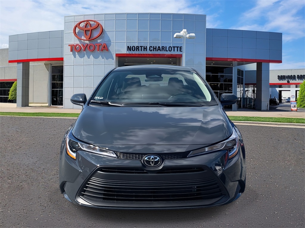 2026 Toyota Corolla LE photo 2