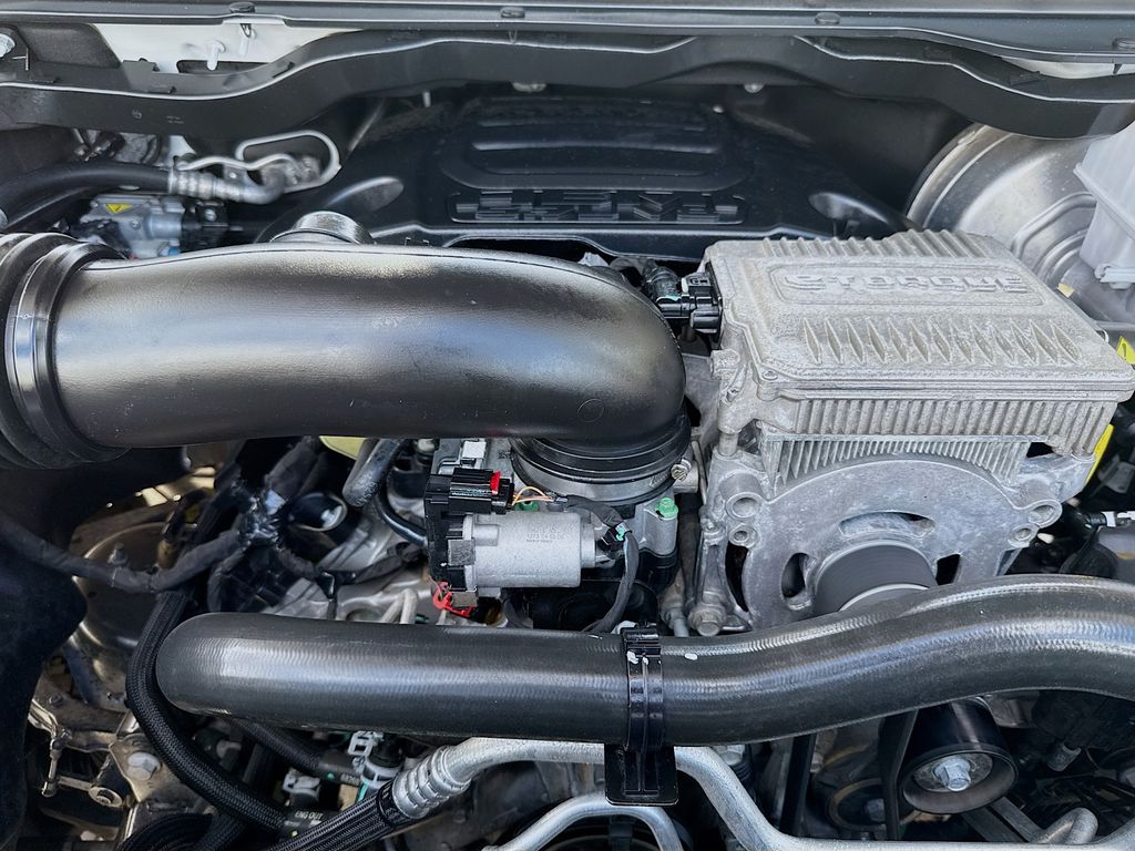 2023 Ram 1500 Limited photo 28