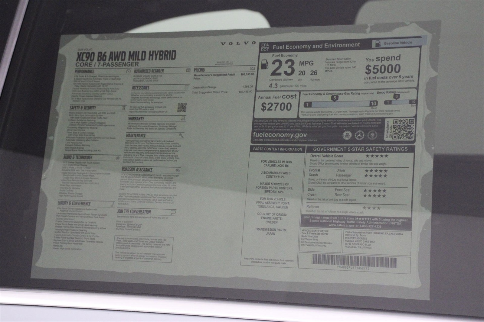 2026 Volvo XC90 Core photo 12