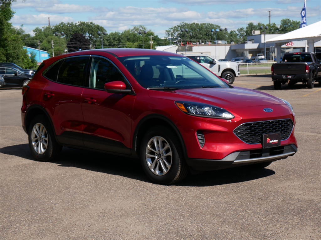 Used 2021 Ford Escape SE with VIN 1FMCU9G68MUB28514 for sale in White Bear Lake, Minnesota
