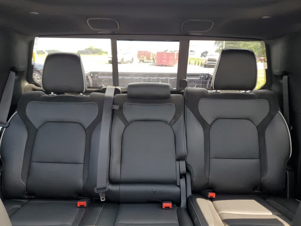 2026 Ram 1500 Laramie photo 12