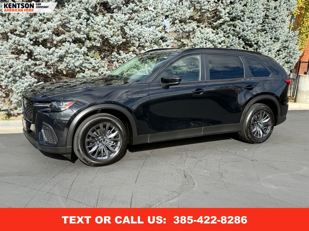 2025 Mazda CX-70 Preferred Package's photo