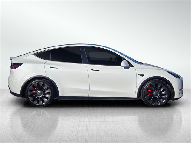 2022 Tesla Model Y Performance photo 3