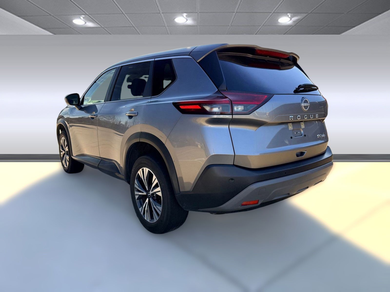 2023 Nissan Rogue SV photo 3