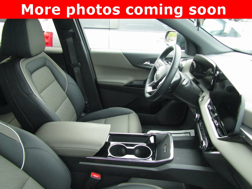 2025 Chevrolet Equinox LT photo 10