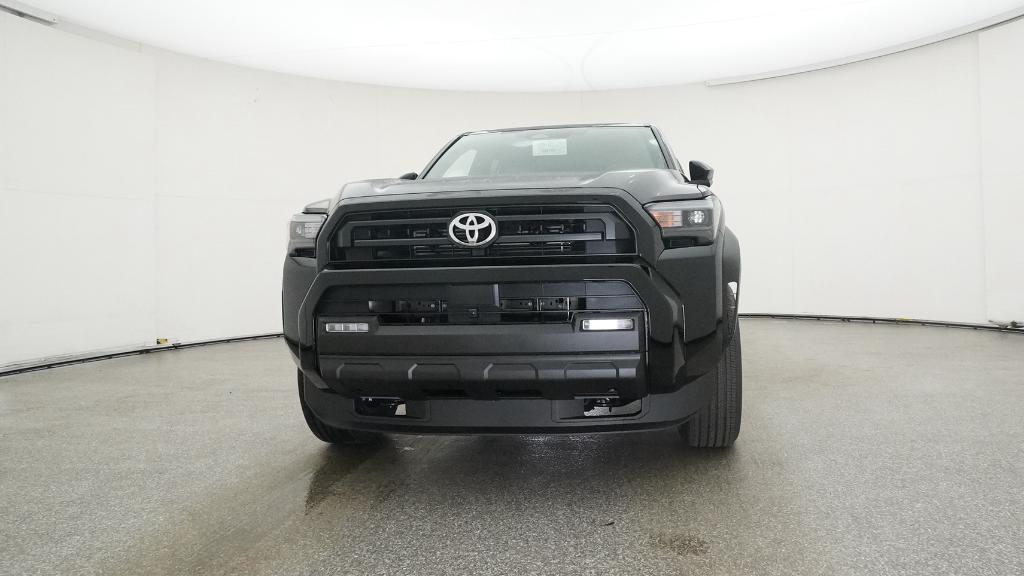 2025 Toyota 4Runner SR5 photo 3