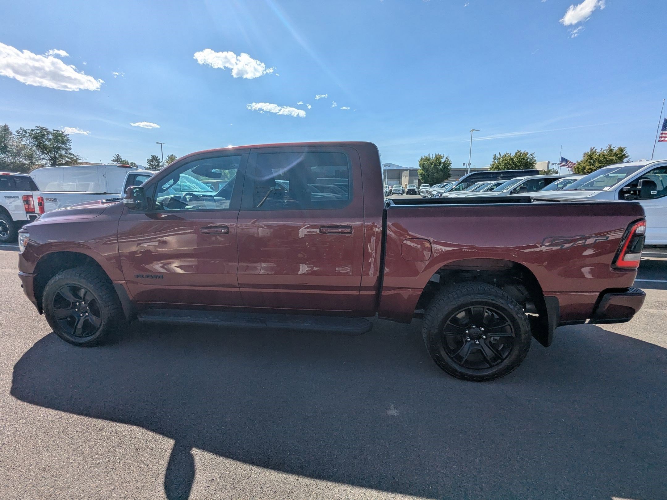 2023 Ram 1500 Sport photo 6