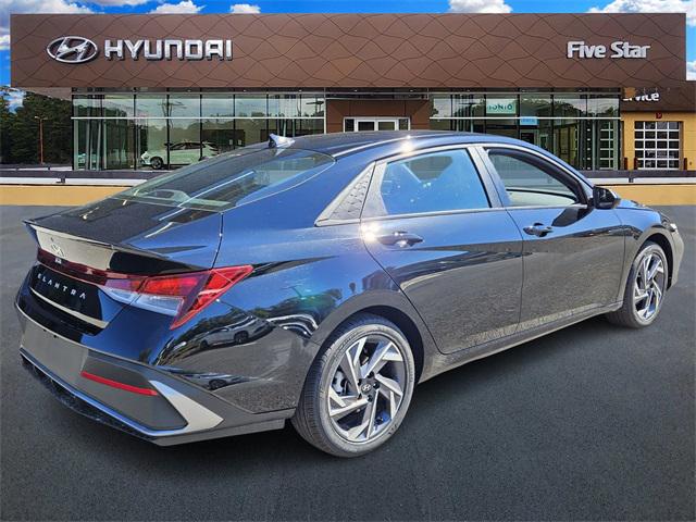 2025 Hyundai Elantra SEL Sport photo 7