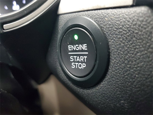 2020 Ford Escape SEL photo 22