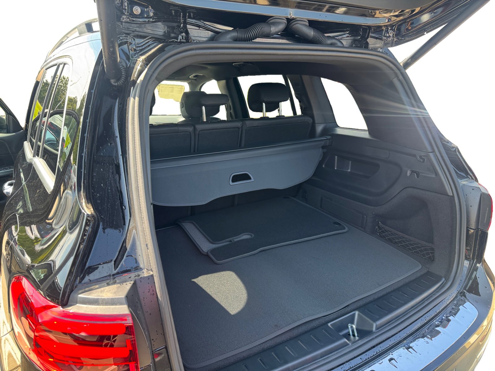 2026 Mercedes Benz GLB 250 4MATIC photo 14