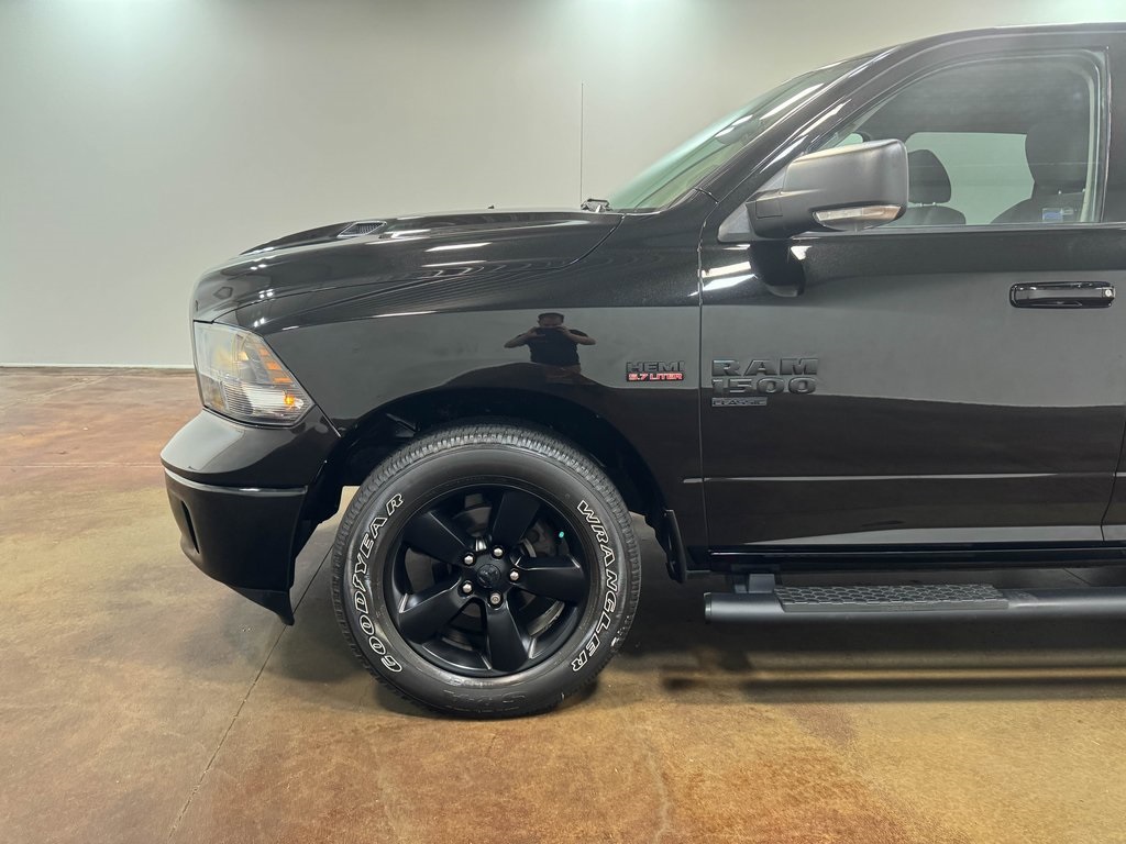 2019 Ram 1500 Classic SLT photo 35