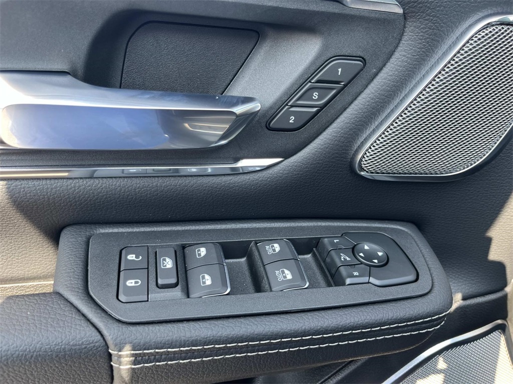2026 Ram 1500 Laramie photo 11