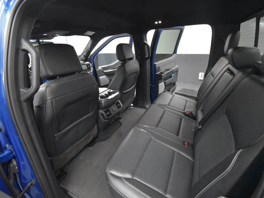 2022 Ford F-150 Lariat photo 29