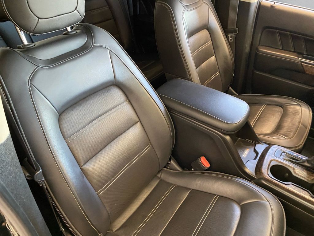 2022 Gmc Canyon Denali photo 14