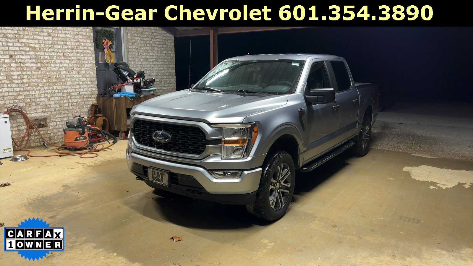 2022 Ford F-150 XL's photo