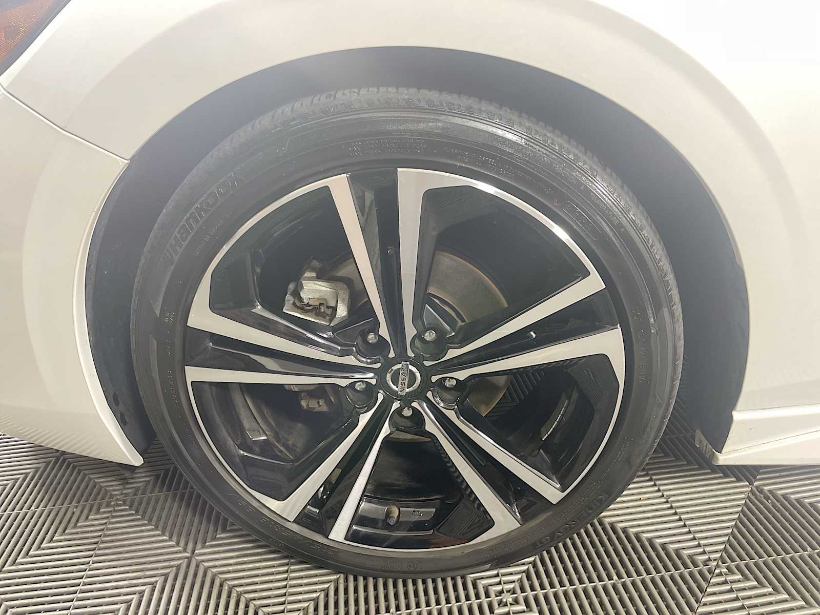 2022 Nissan Sentra SR photo 25