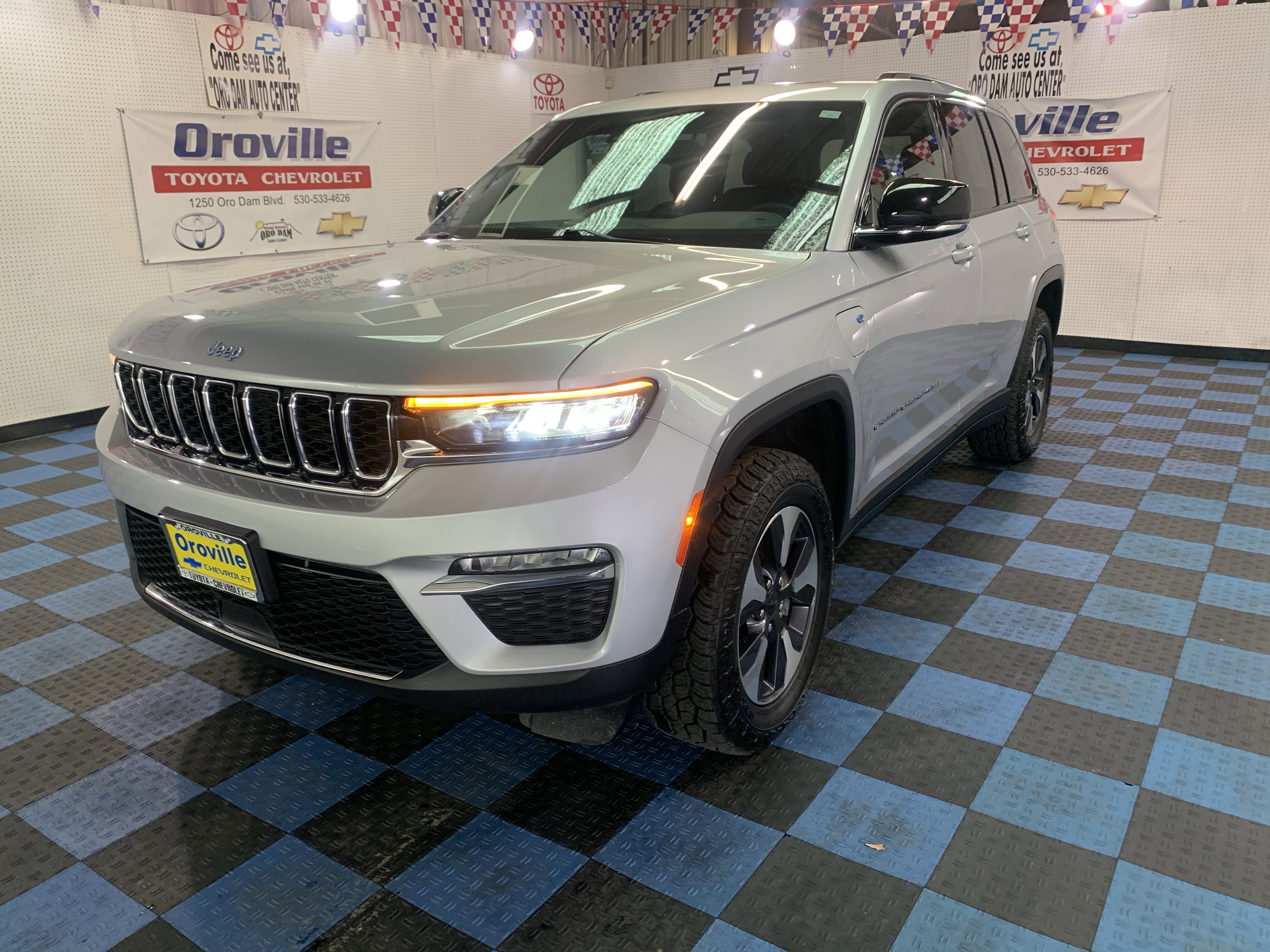 2024 Jeep Grand Cherokee 4xe's photo