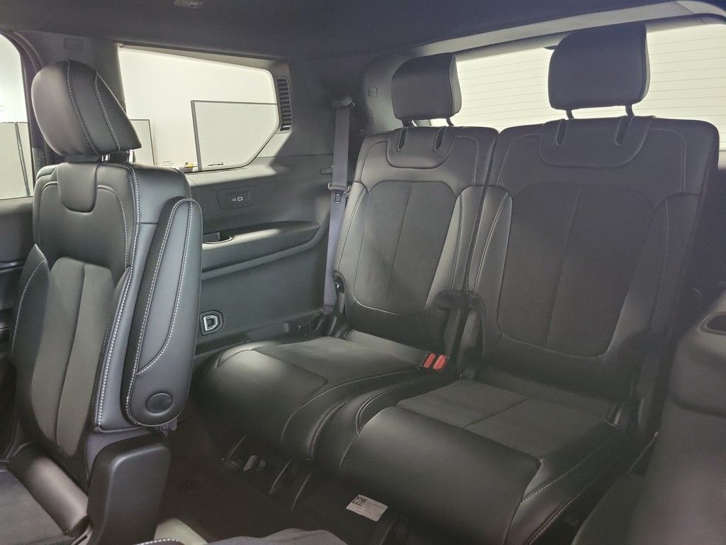 2025 Jeep Grand Cherokee Altitude X photo 3