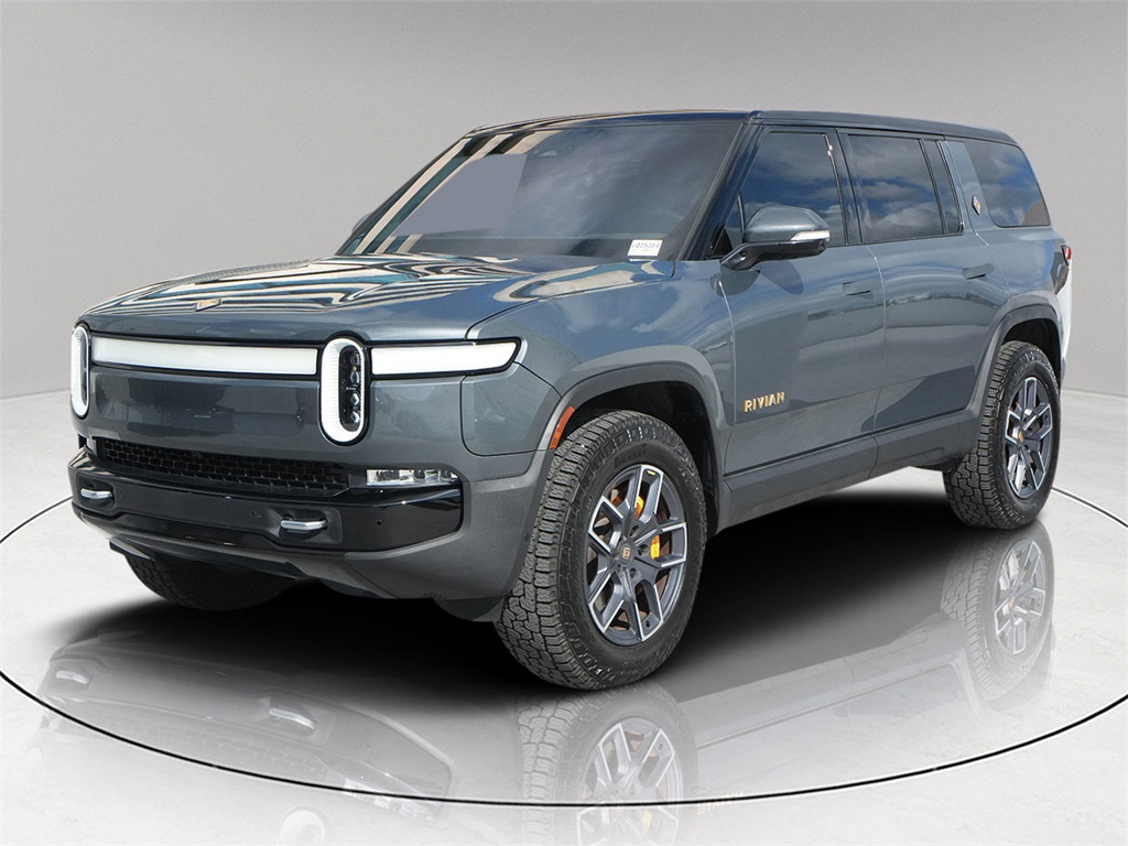 2023 Rivian R1S Adventure photo 3