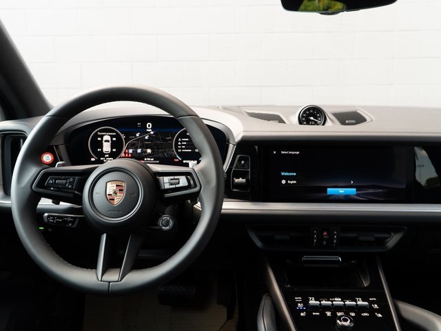 2026 Porsche Cayenne photo 20