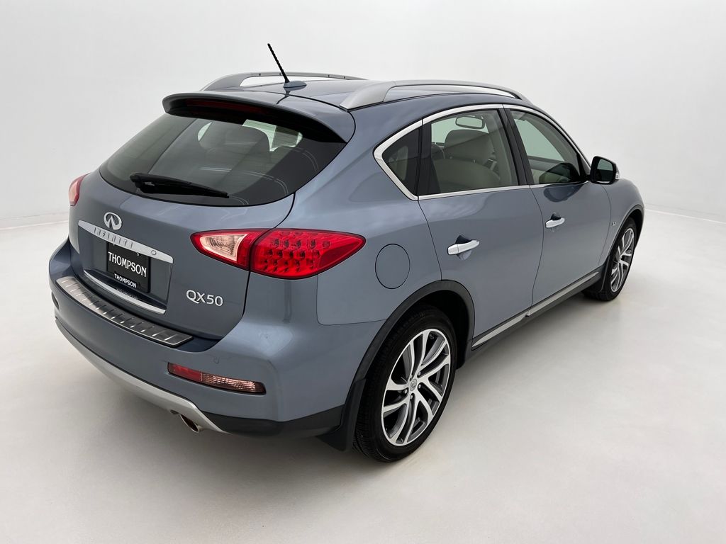2017 Infiniti QX50 Base photo 8