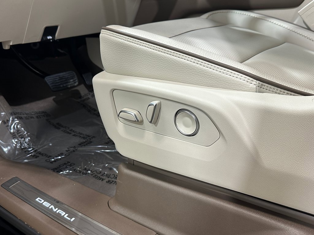 2025 Gmc Yukon Denali photo 15