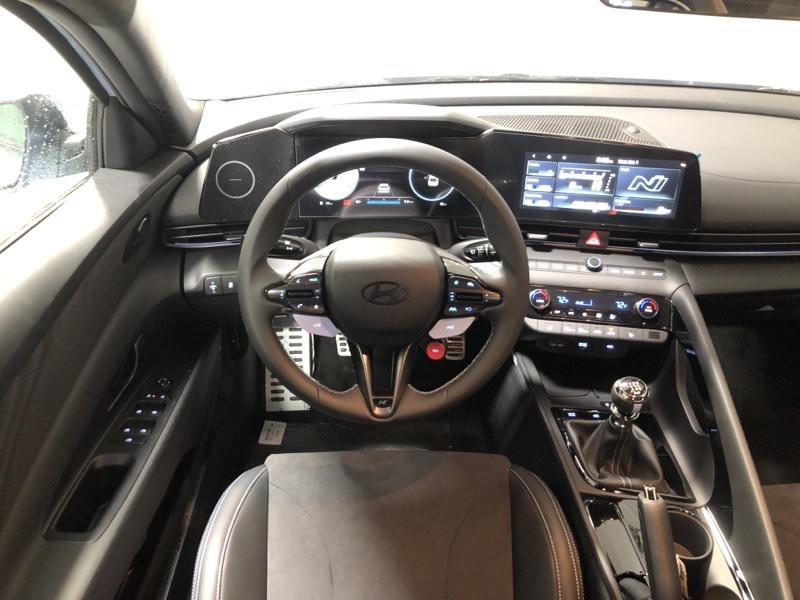 2025 Hyundai Elantra N photo 24