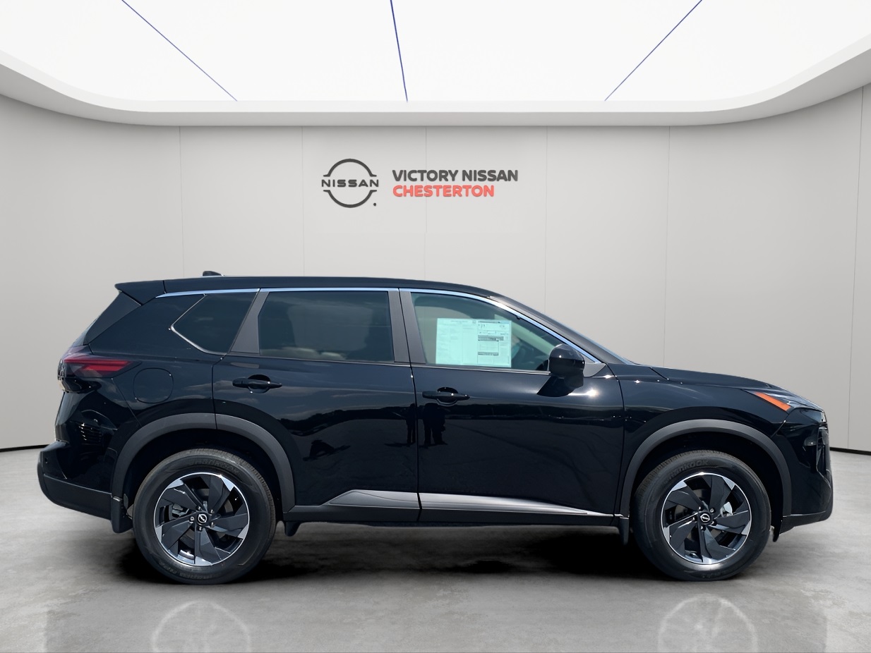 2026 Nissan Rogue SV photo 5