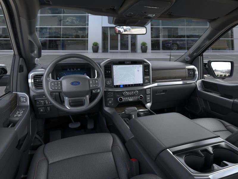 2025 Ford F-150 Lariat photo 4