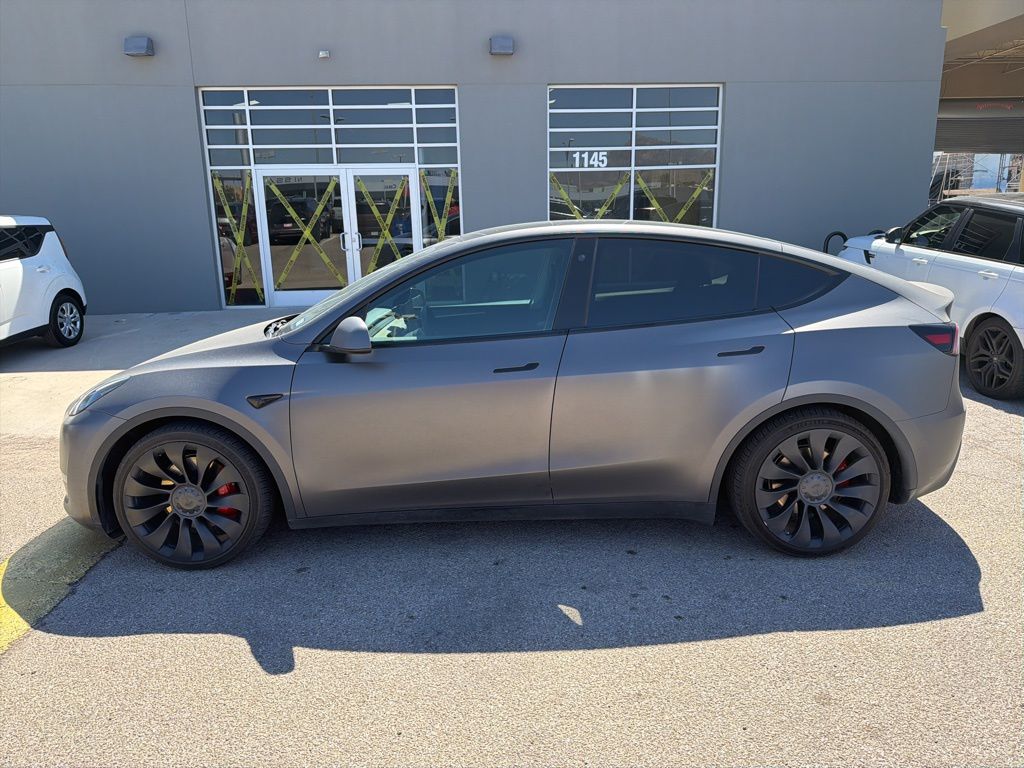 2022 Tesla Model Y Performance photo 3