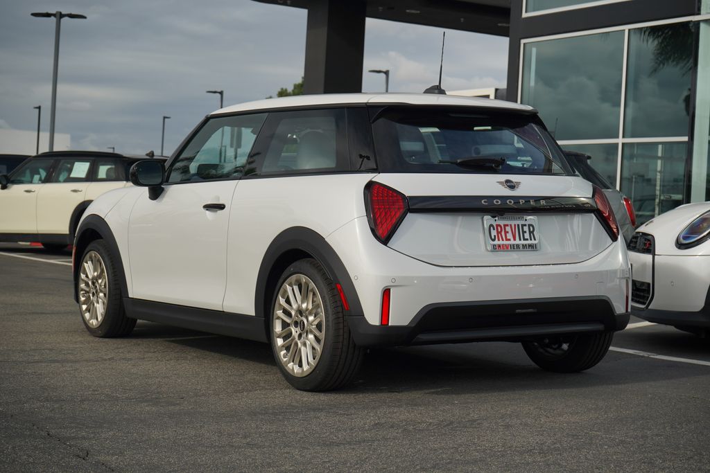 2026 Mini Cooper 2 Door Hardtop Signature photo 2