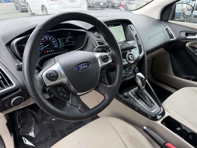 Used 2018 Ford Focus Electric with VIN 1FADP3R41JL232052 for sale in Manassas, VA