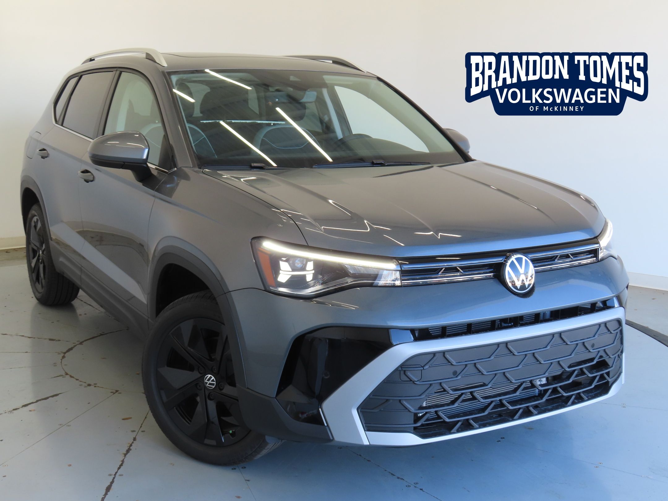 2026 Volkswagen Taos SE's photo