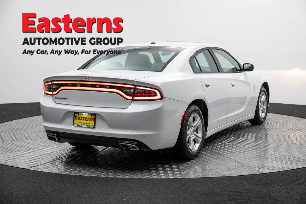 2022 Dodge Charger SXT photo 5