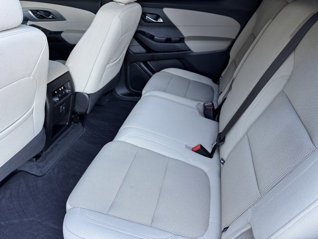 2022 Chevrolet Traverse LS photo 12
