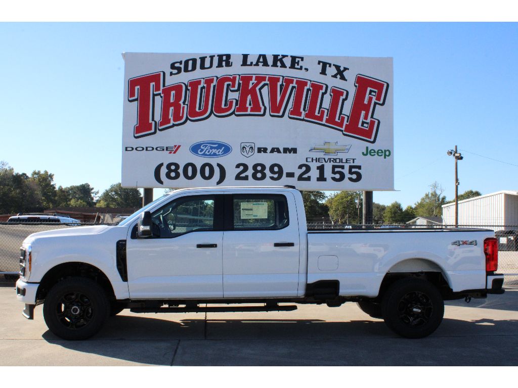 2026 Ford F-250 Super Duty XL's photo